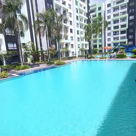 Ipoh Manhattan Water Park Pool View Cozy Homestay Exterior photo